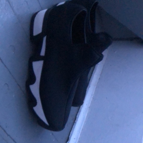 Theses right here, I’m just over them - Picture 3 of 4